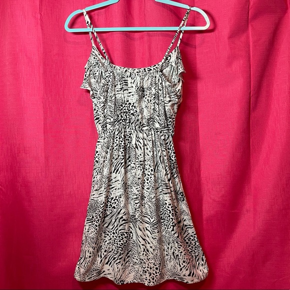 RUE21 LEOPARD & ZEBRA SUN DRESS SIZE S - Picture 7 of 11